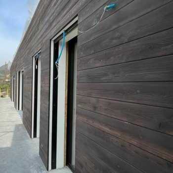 Rivestimento in legno orizzontale Shou Sugi Ban per facciate